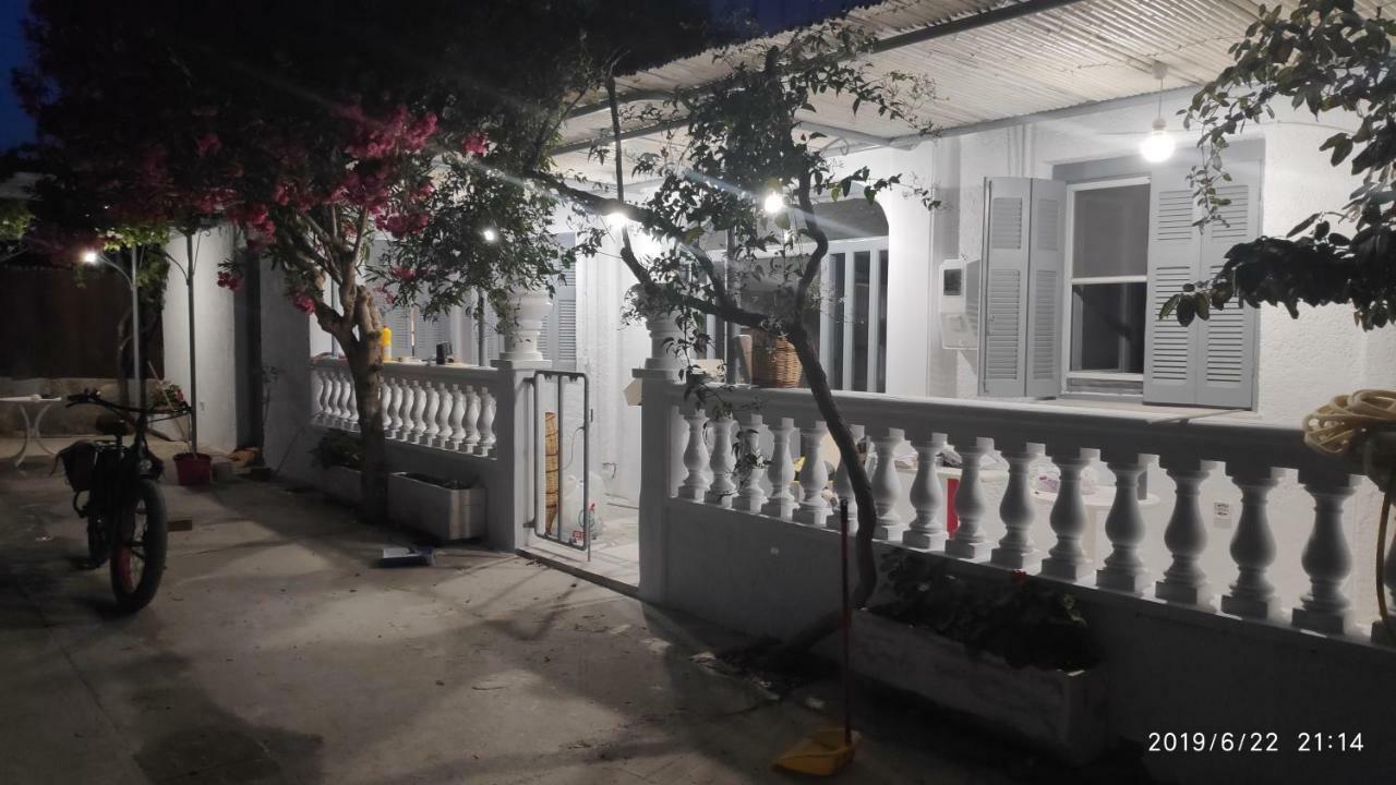 Grey Rooms Naxos Naxos City Экстерьер фото